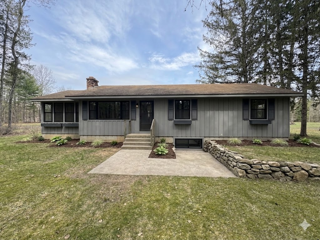 254 Meadowbrook Details